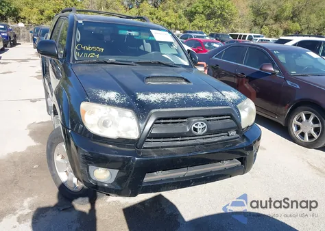 2006 Toyota 4Runner Sr5 Sport V8 z USA, uszkodzony, nr VIN JTEBT14R968030926